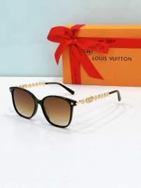 Picture of Louis Vuitton Sunglasses _SKUfw76323452fw